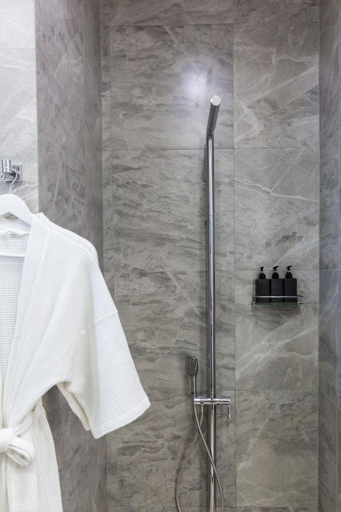 Skye Beach Hotel 1 Bedroom Pool Suite 8