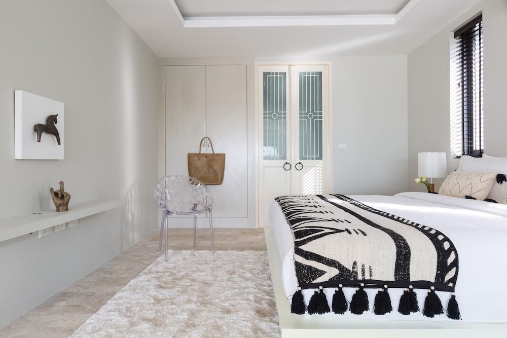 undefined Skye Beach Hotel 8