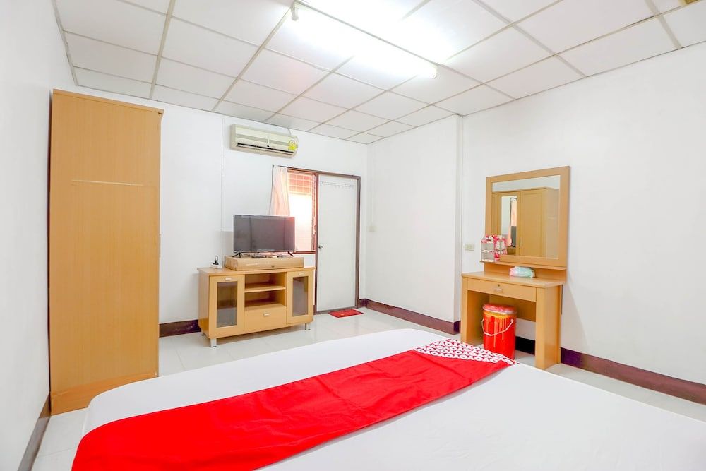OYO 525 MRT Phetkasem 48 Place Standard Double Room 14