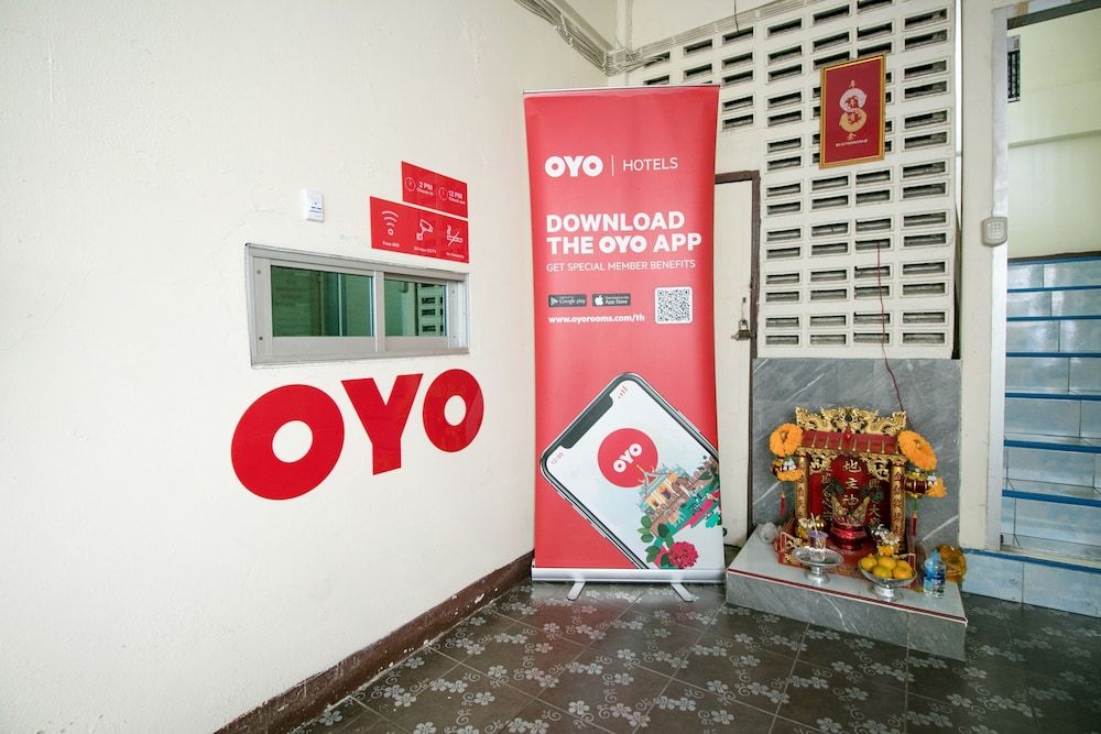 undefined OYO 525 MRT Phetkasem 48 Place 5