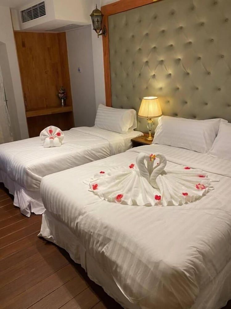 undefined Athena Hotel Bangkok 8