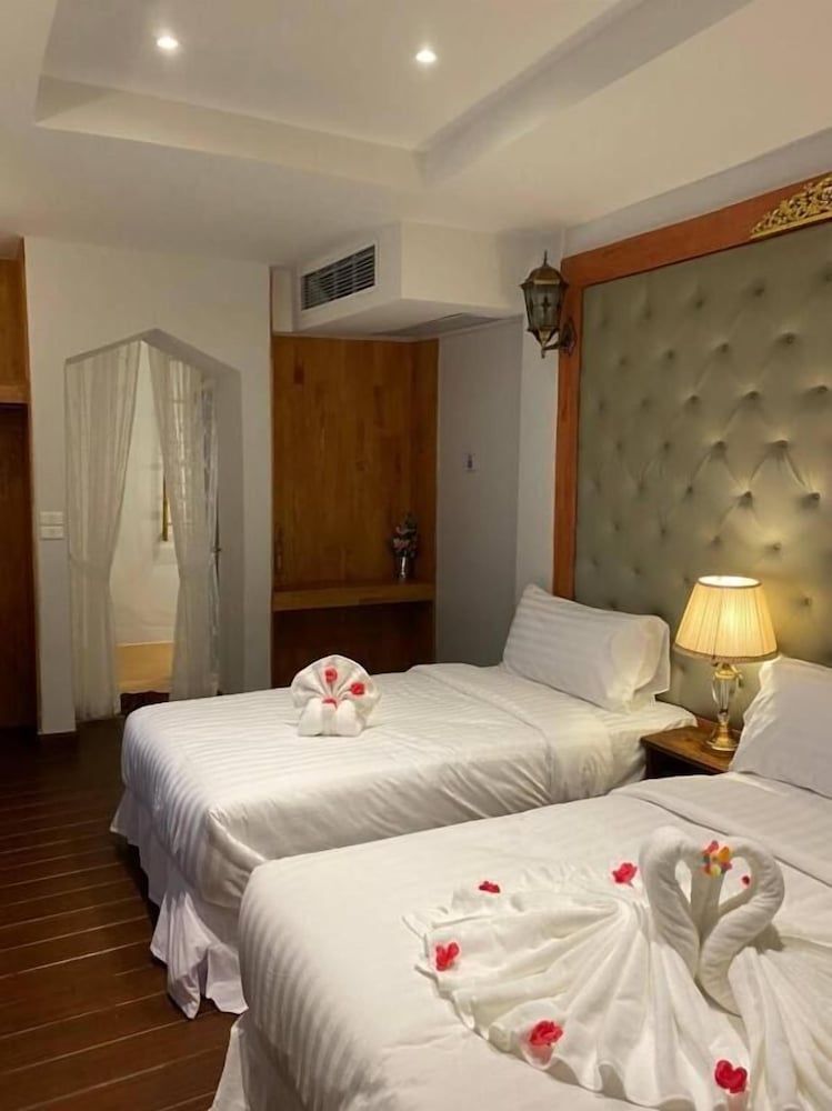 undefined Athena Hotel Bangkok 2