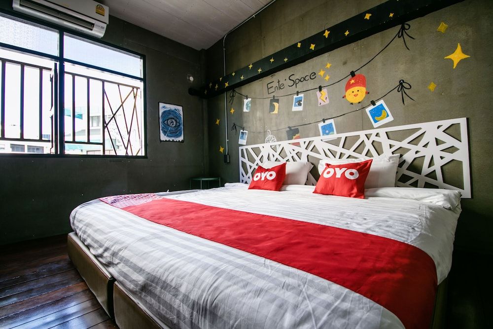 OYO 505 Ente Space Hostel Double Room, Shared Bathroom 3