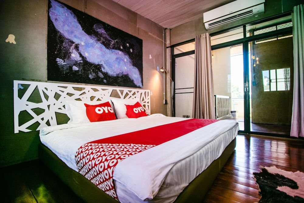 undefined OYO 505 Ente Space Hostel