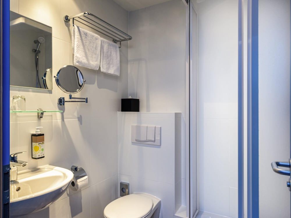 undefined greet Berlin Alexanderplatz 3