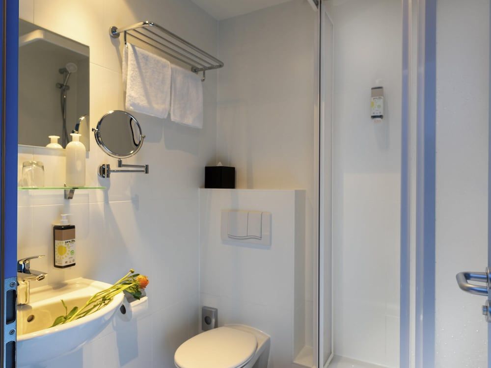 undefined greet Berlin Alexanderplatz 10