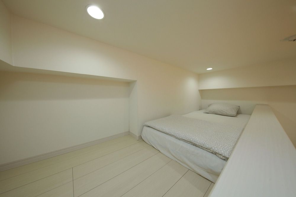 undefined Nano North Shinjuku Apartment 3