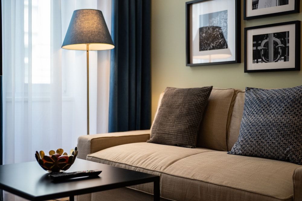 Jimmy's Apartments Emerald Executive Studio 9