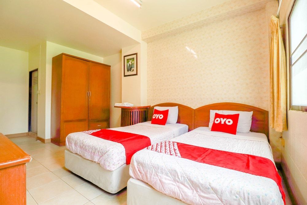 OYO 583 Sweethome Guest House Standard Twin Room