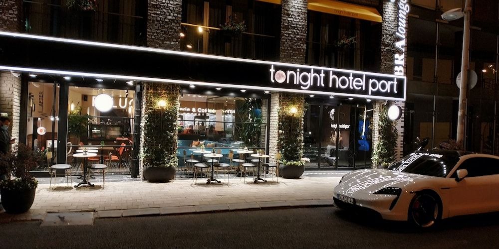 undefined Tonight Hotel Port 2