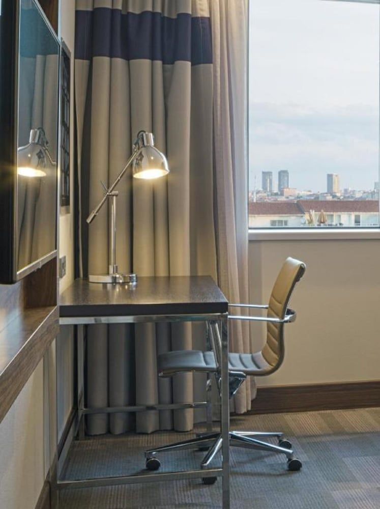 Bof Hotels Business Standard Double or Twin Room 8