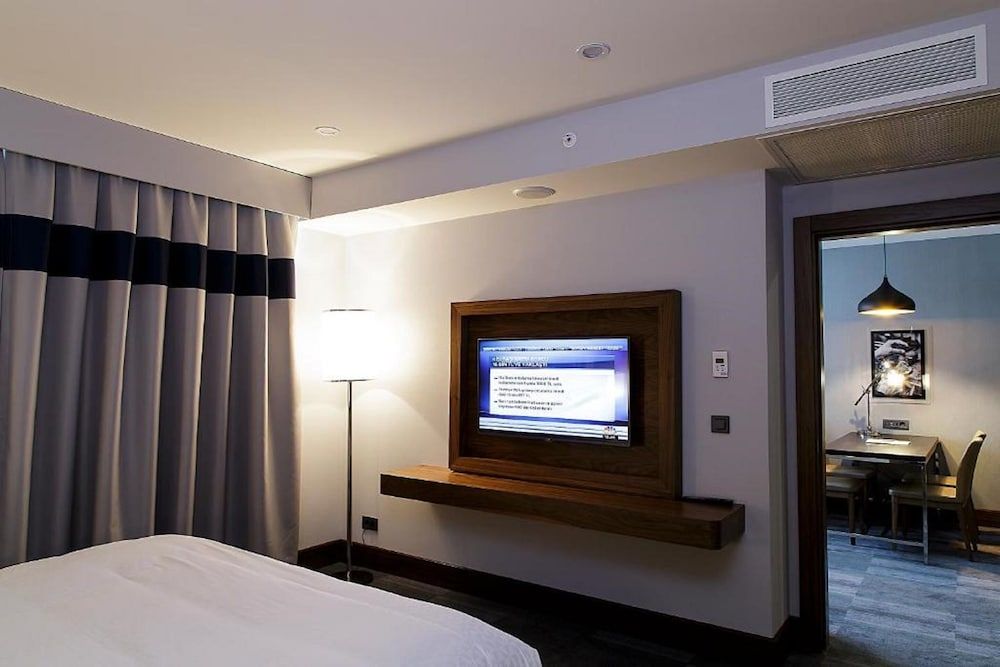 undefined Bof Hotels Business 10