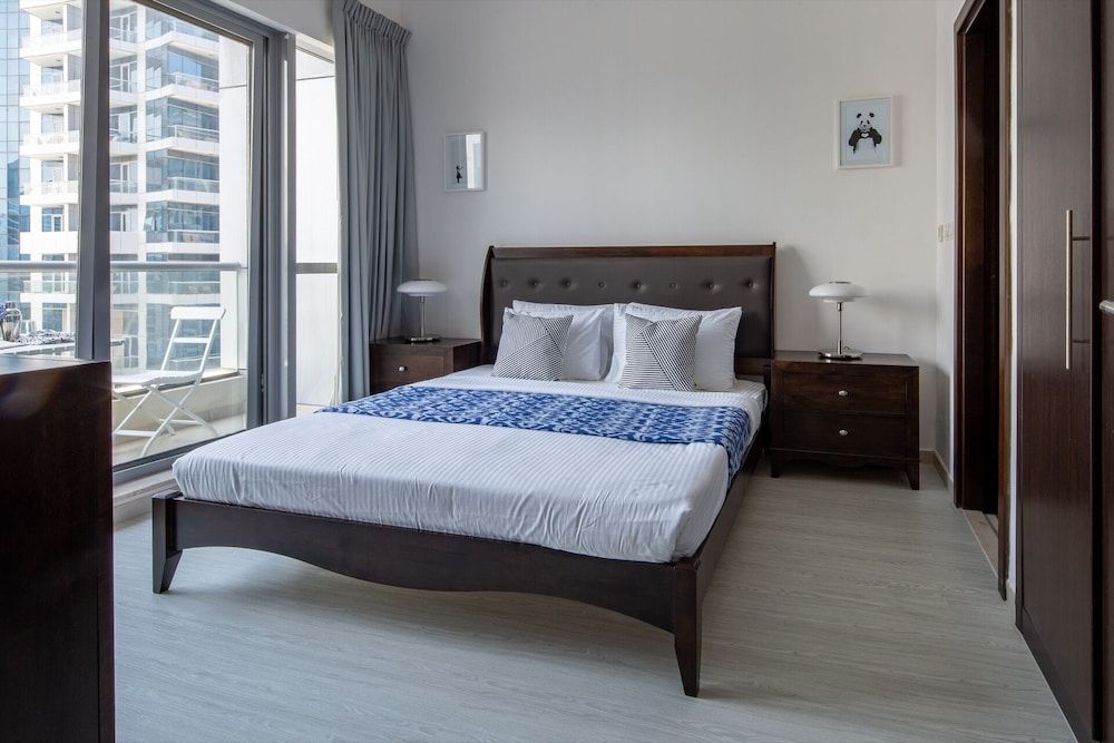 undefined Panoramic 1BR Apartment In Dubai Marina 2