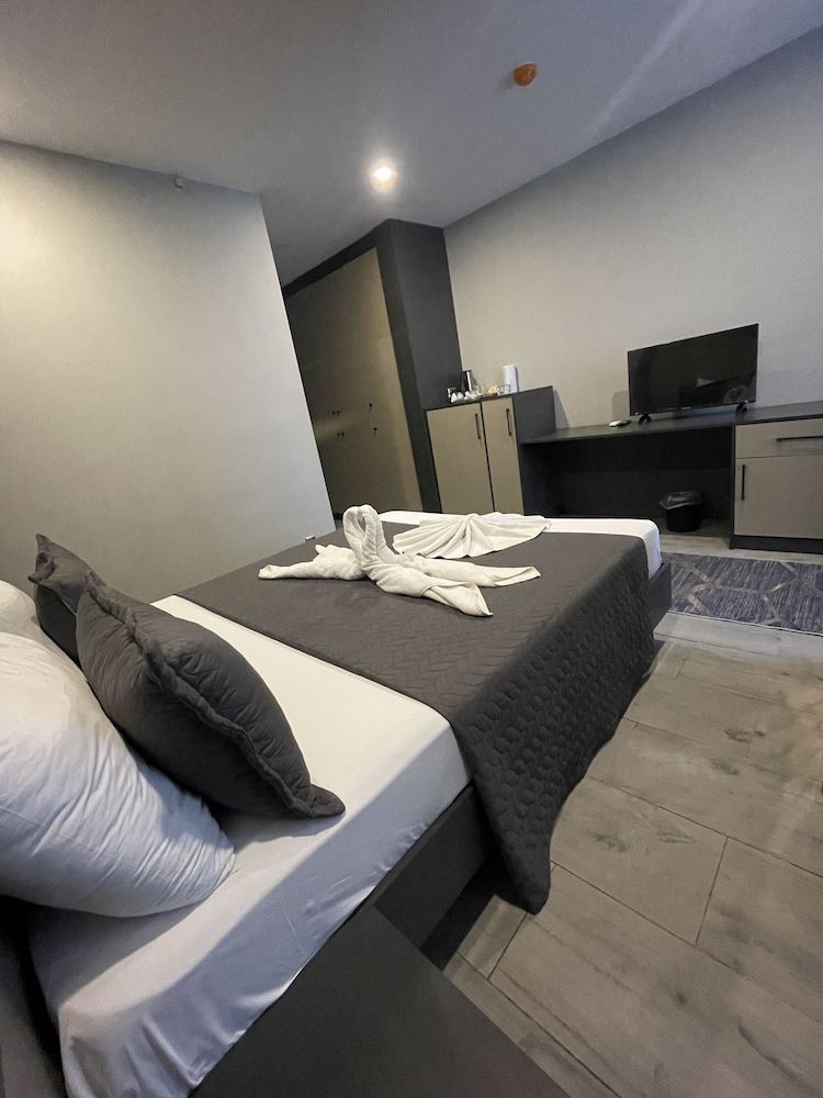 undefined Agora Royal Residence 6