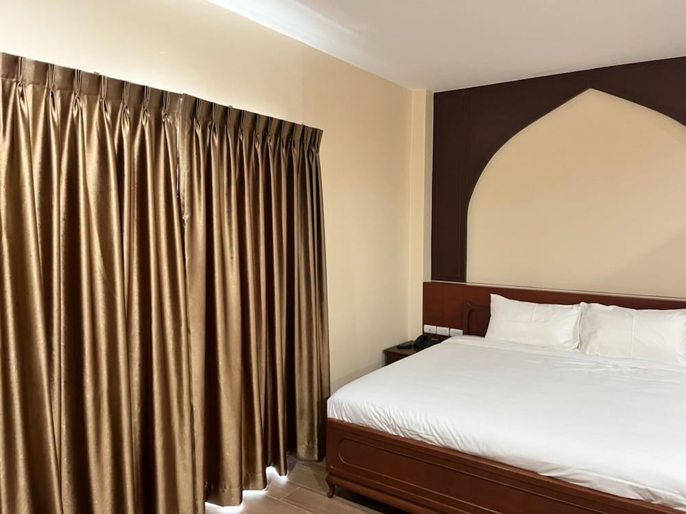 undefined Anwari Hotel 7