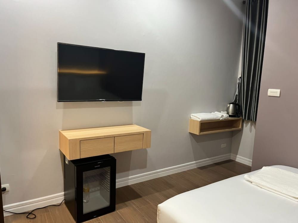 Anwari Hotel Standard Room 13