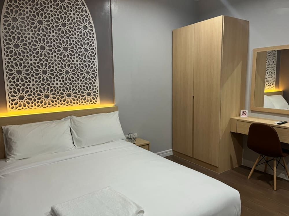 Anwari Hotel Standard Room