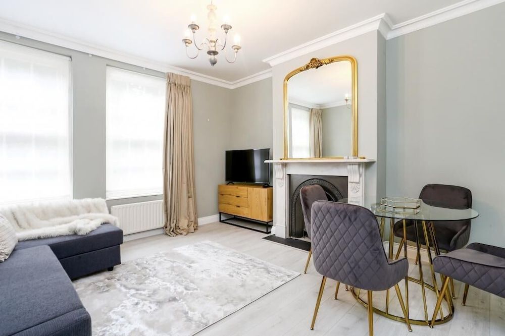 undefined Stylish 2BR in the Centre of Westminster! 4