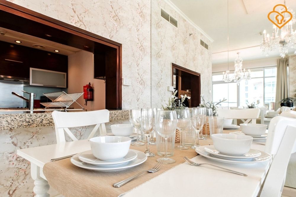 undefined Dubai Burj Views 2 A Bed 7