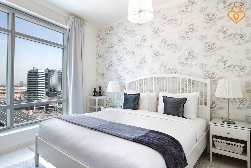 undefined Dubai Burj Views 2 A Bed 4