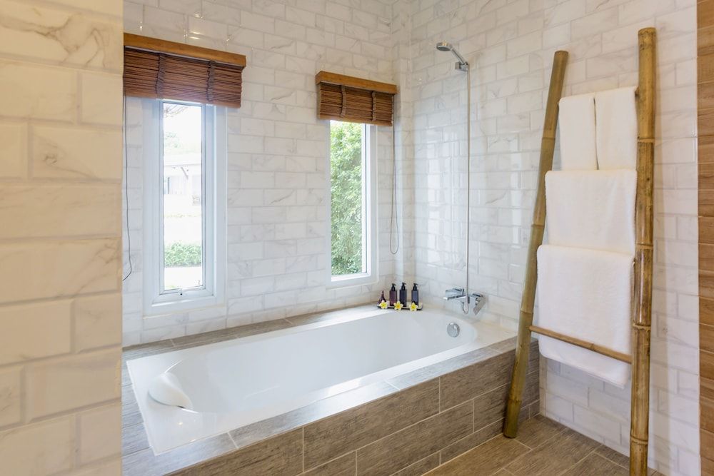 Aura Samui Best Beach Hotel Aura Classic Double or Twin Room 11