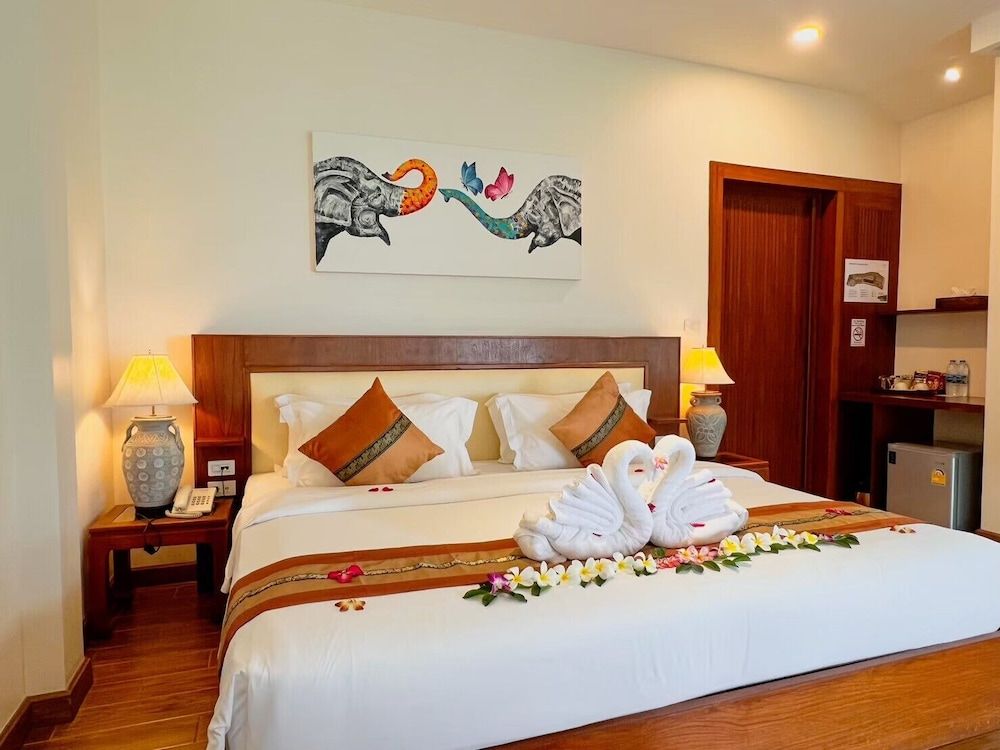Aura Samui Best Beach Hotel Aura Classic Double or Twin Room 4