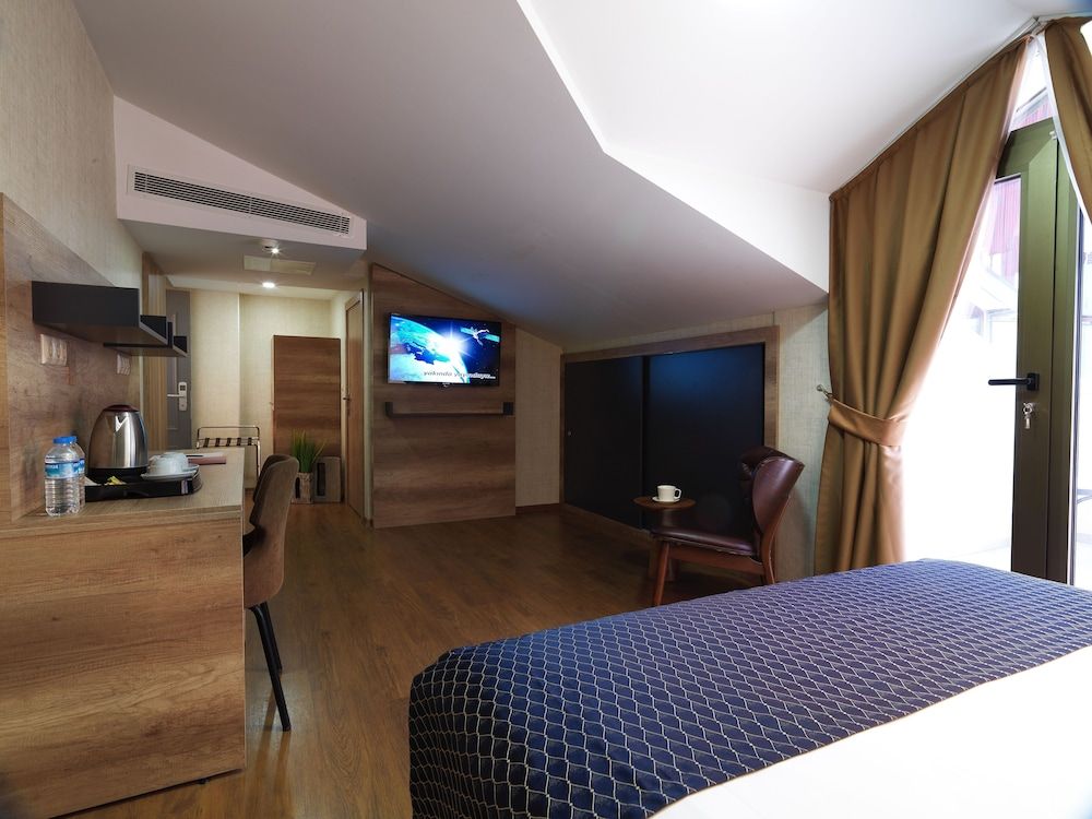 Jaff Hotels & SPA Nişantaşı Standard Double or Twin Room, Balcony
