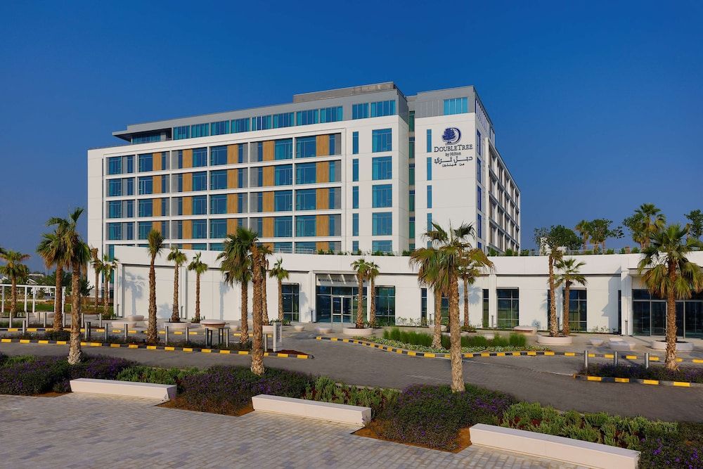 undefined Doubletree By Hilton Abu Dhabi Yas Island Residences 3