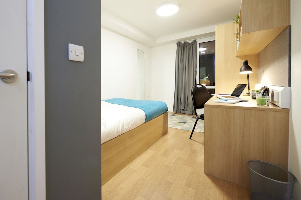 Prince Consort Village - Campus Accommodation Economy Double Room, 1 Large Twin Bed, Private Bathroom 3