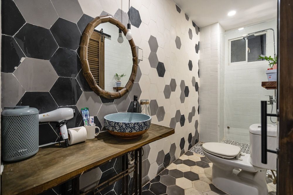 Place In Saigon Basic Room, 1 Bedroom 18