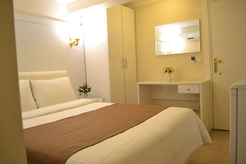 Grand Fatih Hotel Economy Double Room 2