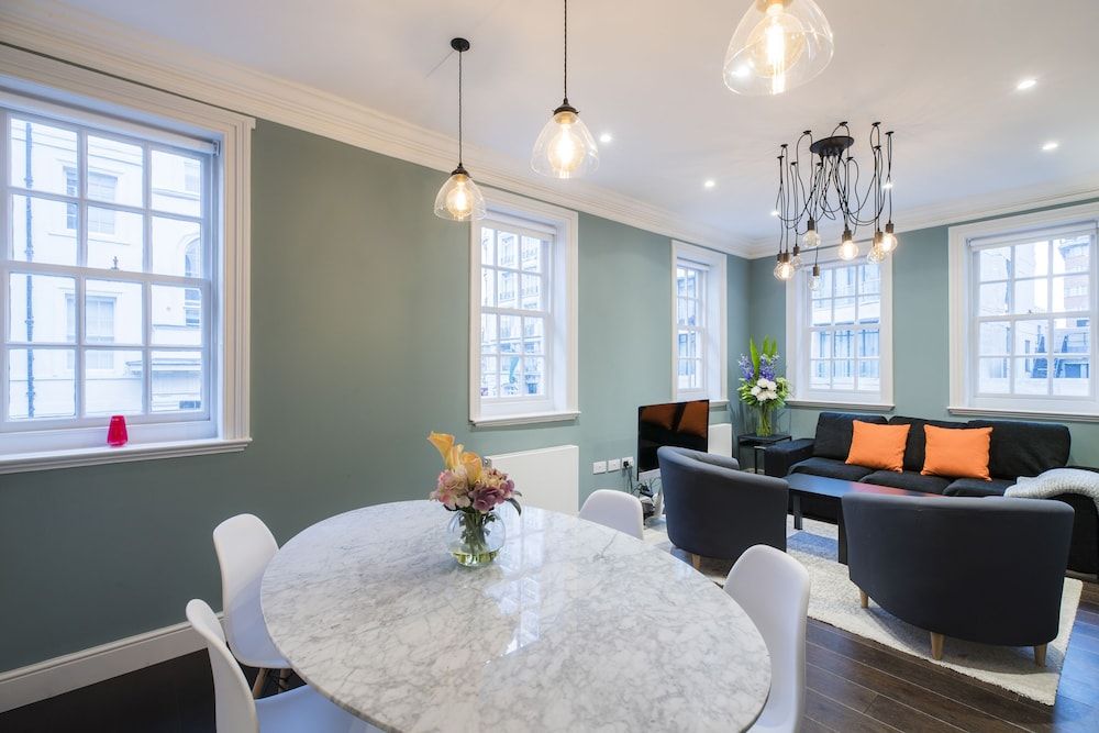 undefined JOIVY Elegant 2 Bedroom Flat near Kensington Gardens 2