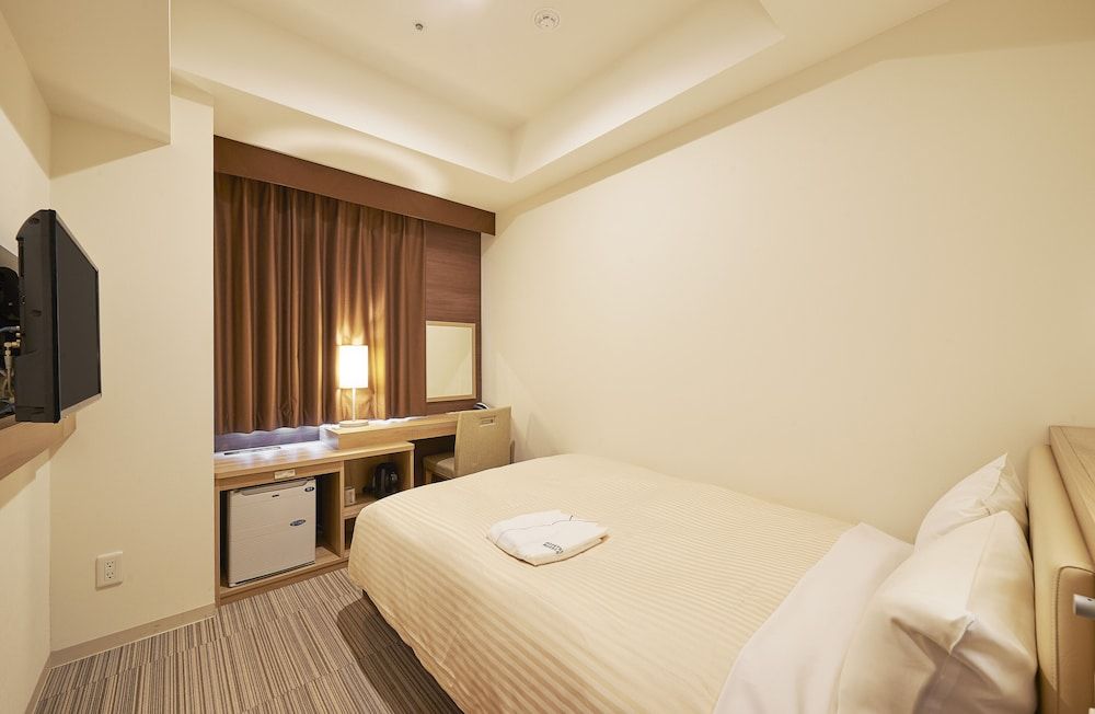 Sotetsu Fresa Inn Kanda Otemachi Standard Semi-Double Room, Non Smoking 2