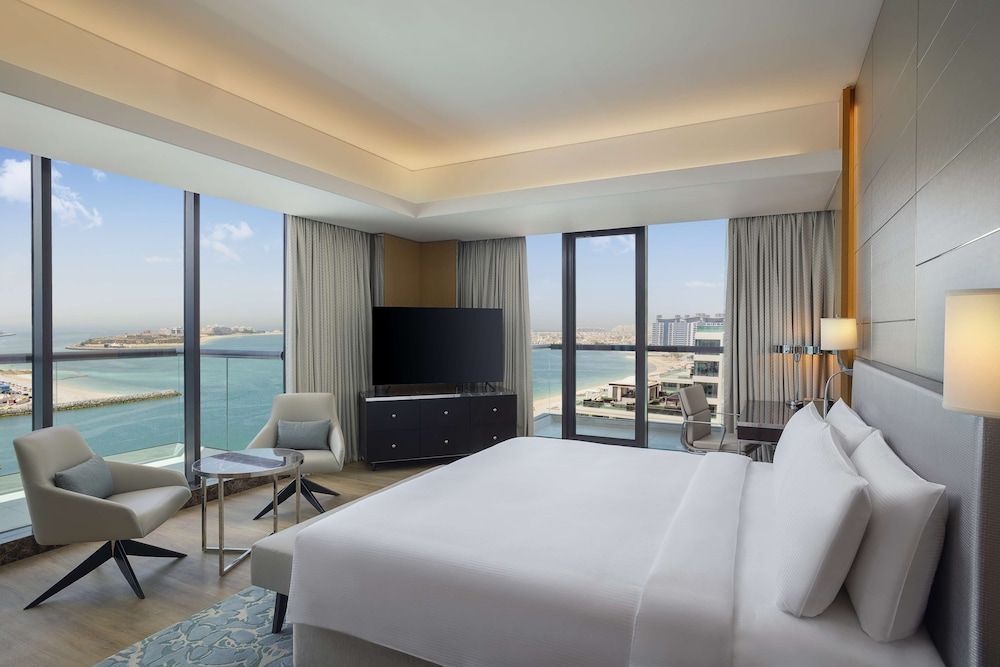 Deluxe Suite, 1 Bedroom, Balcony, Sea View