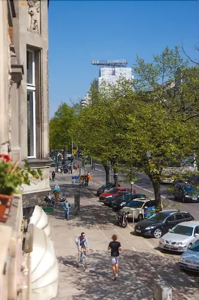 undefined City Stop Berlin 6