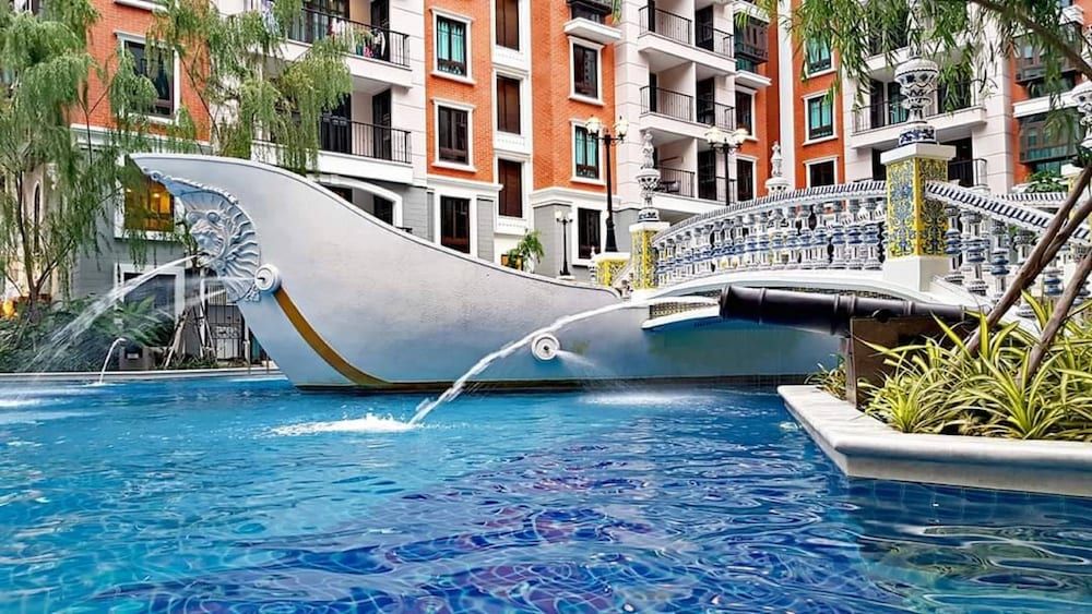 undefined Espana Condo By Som 7