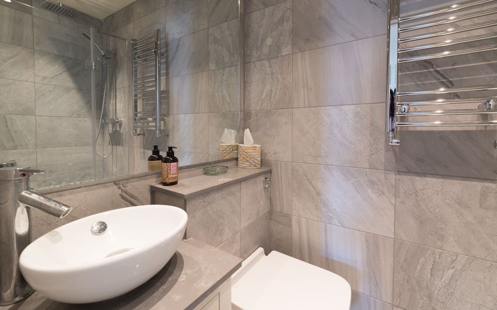 Dawson Place Apartment 21