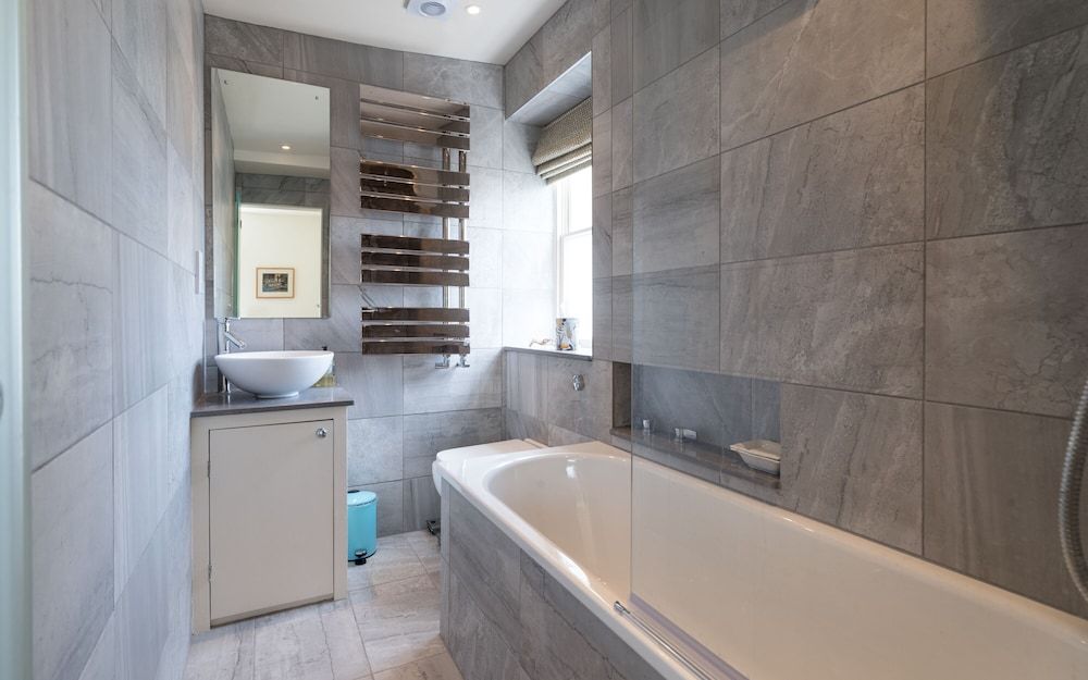 Dawson Place Apartment 19