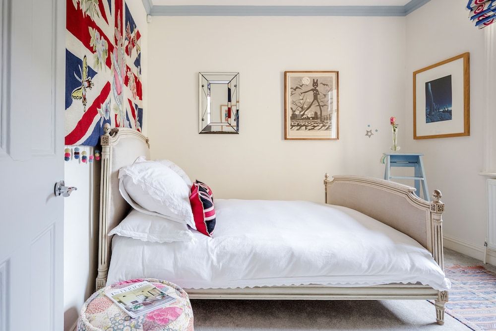 undefined Exquisite Designers Abode 10