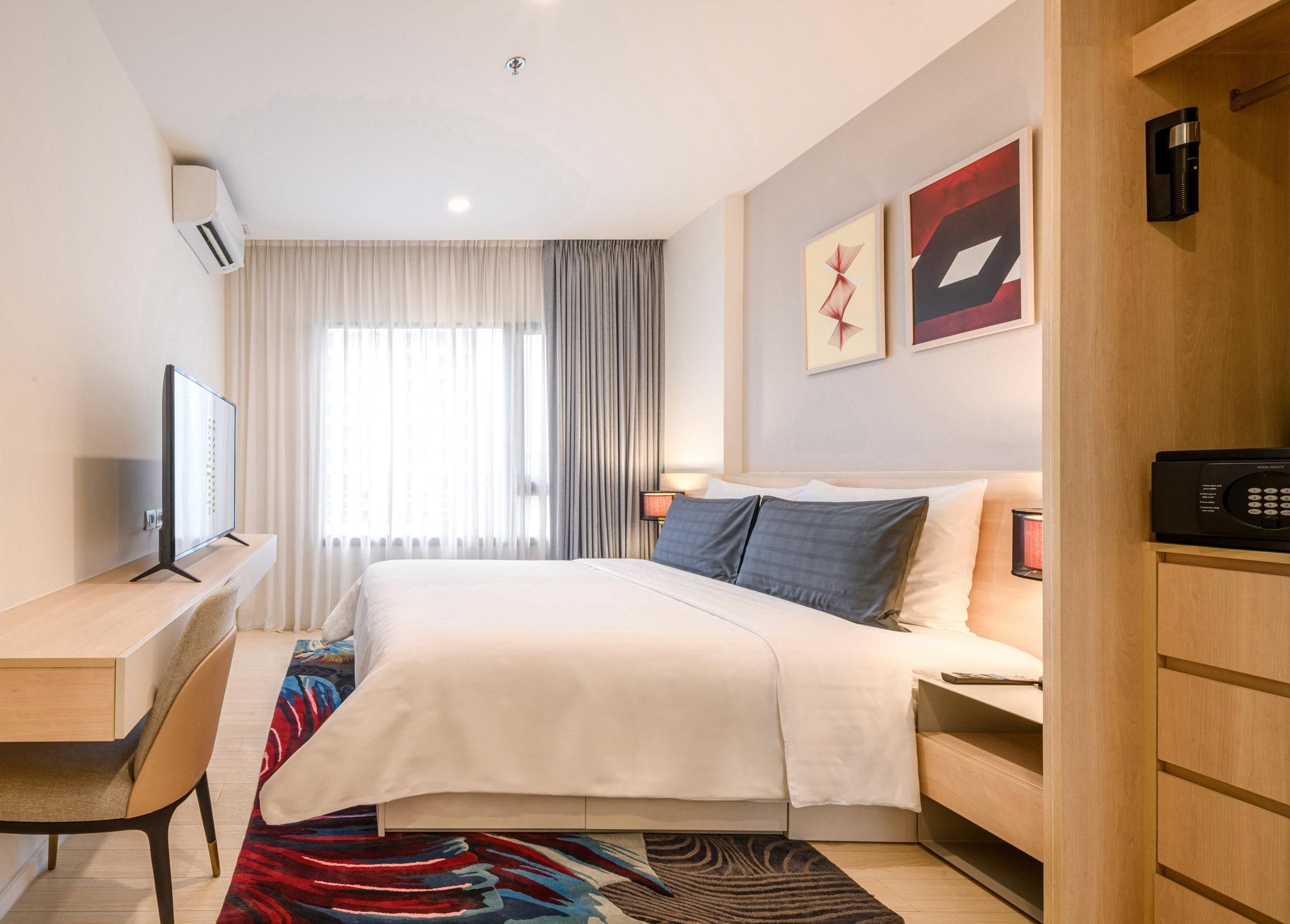 1 Bedroom Urban Studio Suite