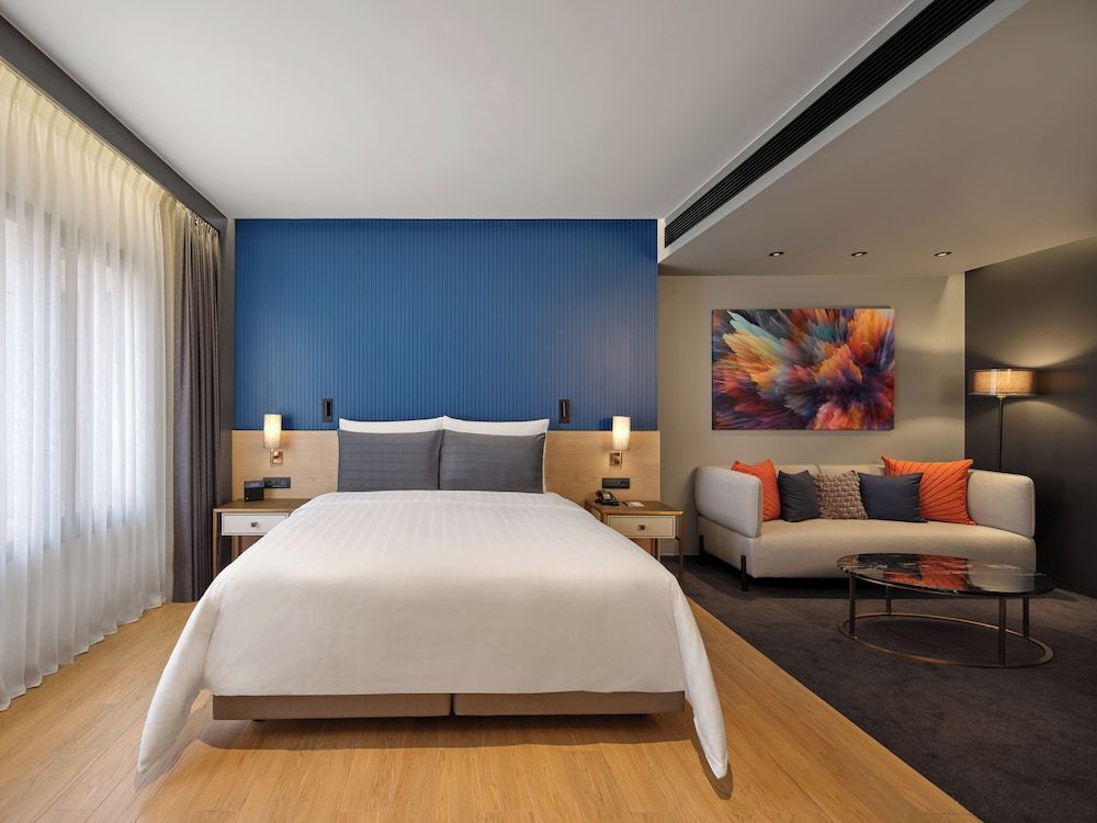 Standard Room, 1 King Bed