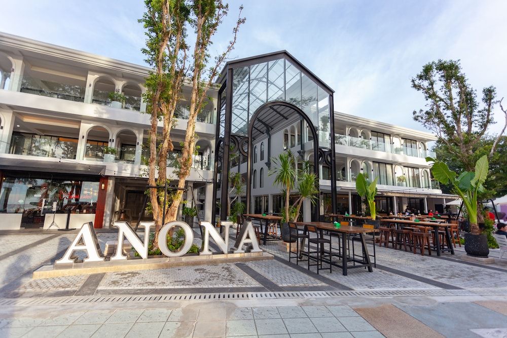 Anona Beachfront Phuket Resort
