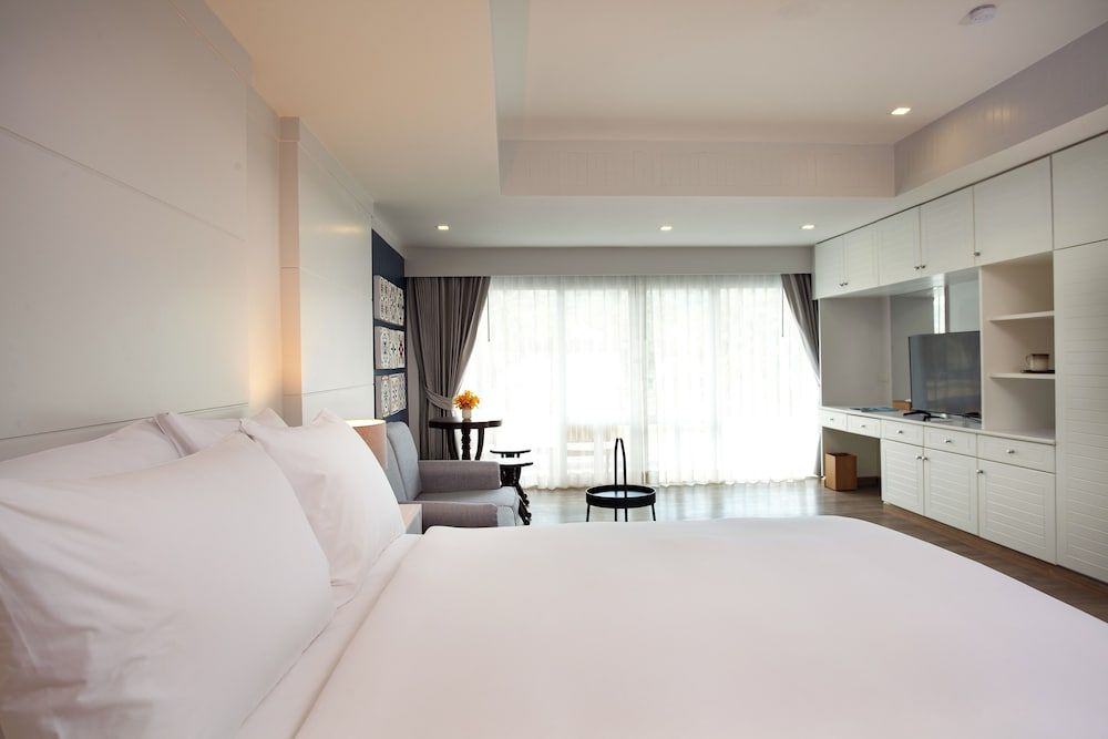 Anona Beachfront Phuket Resort Anona Resident Studio