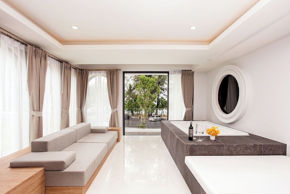 Anona Beachfront Phuket Resort Oceanfront Suite 3