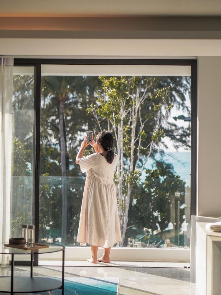 Anona Beachfront Phuket Resort Oceanfront Suite 8