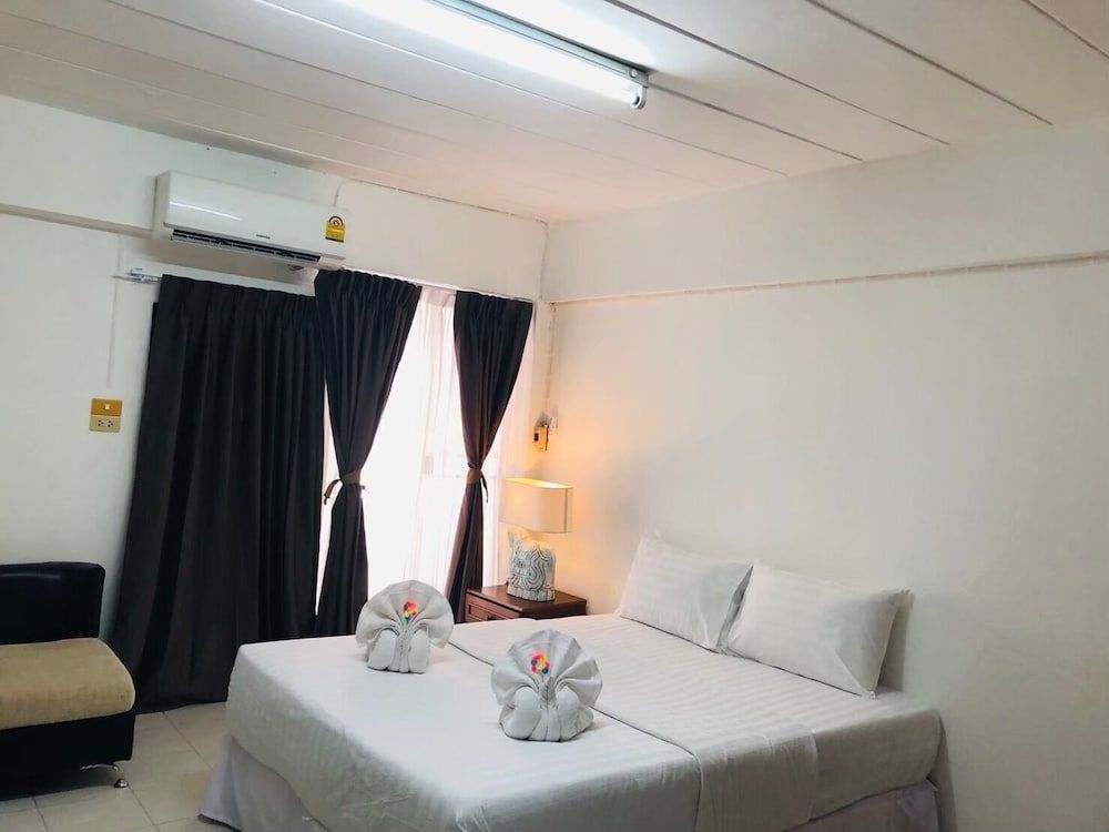 undefined I-Inn Hotel