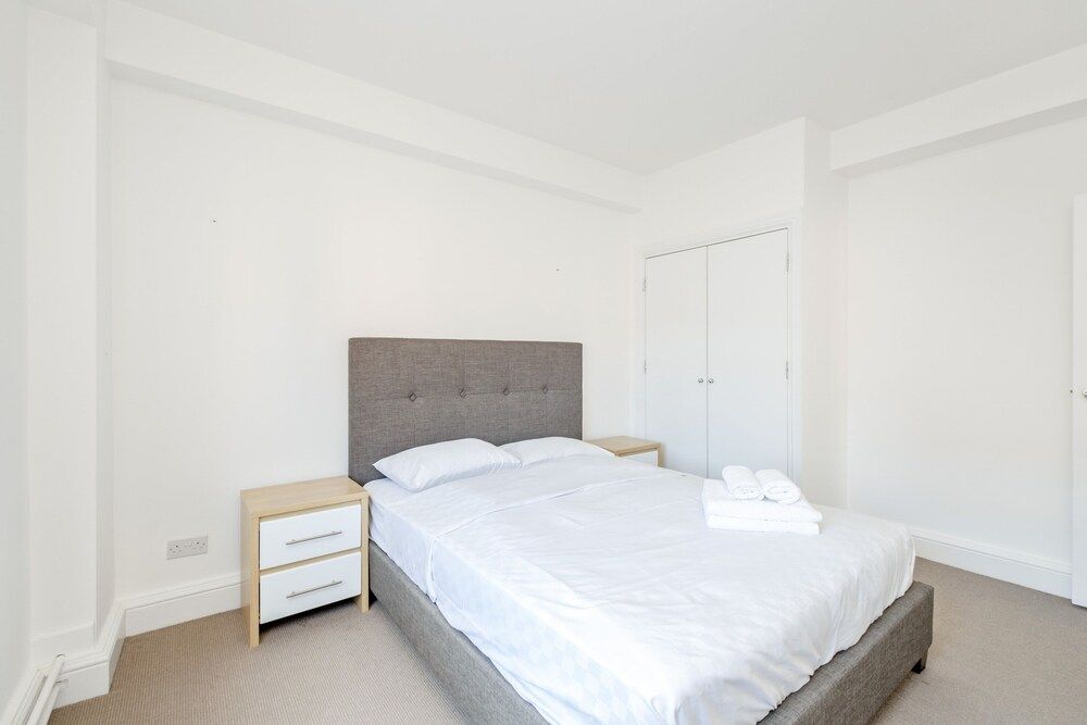undefined Gorgeous Apartments PIMLICO 9