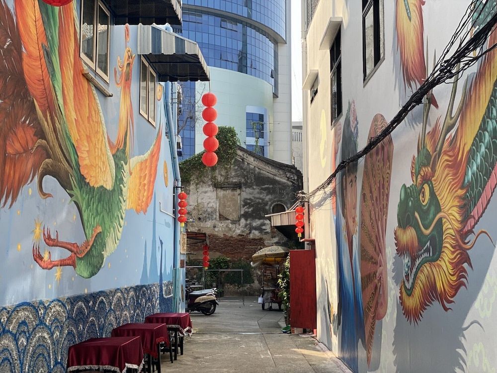 undefined Taladnoi Paint House 2