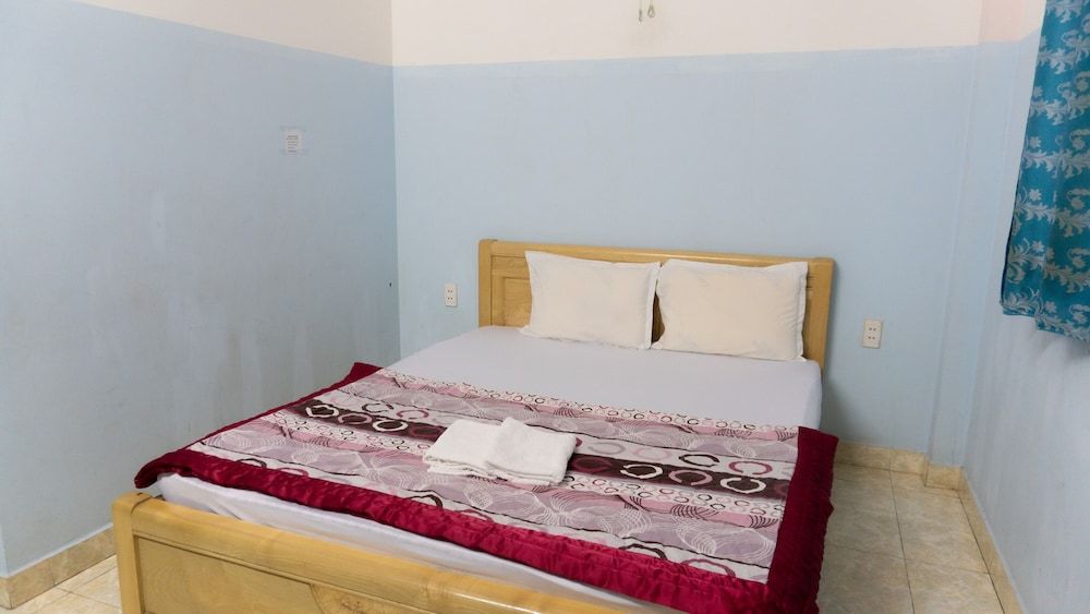 undefined Ngoc Trinh Hotel Binh Tan 5