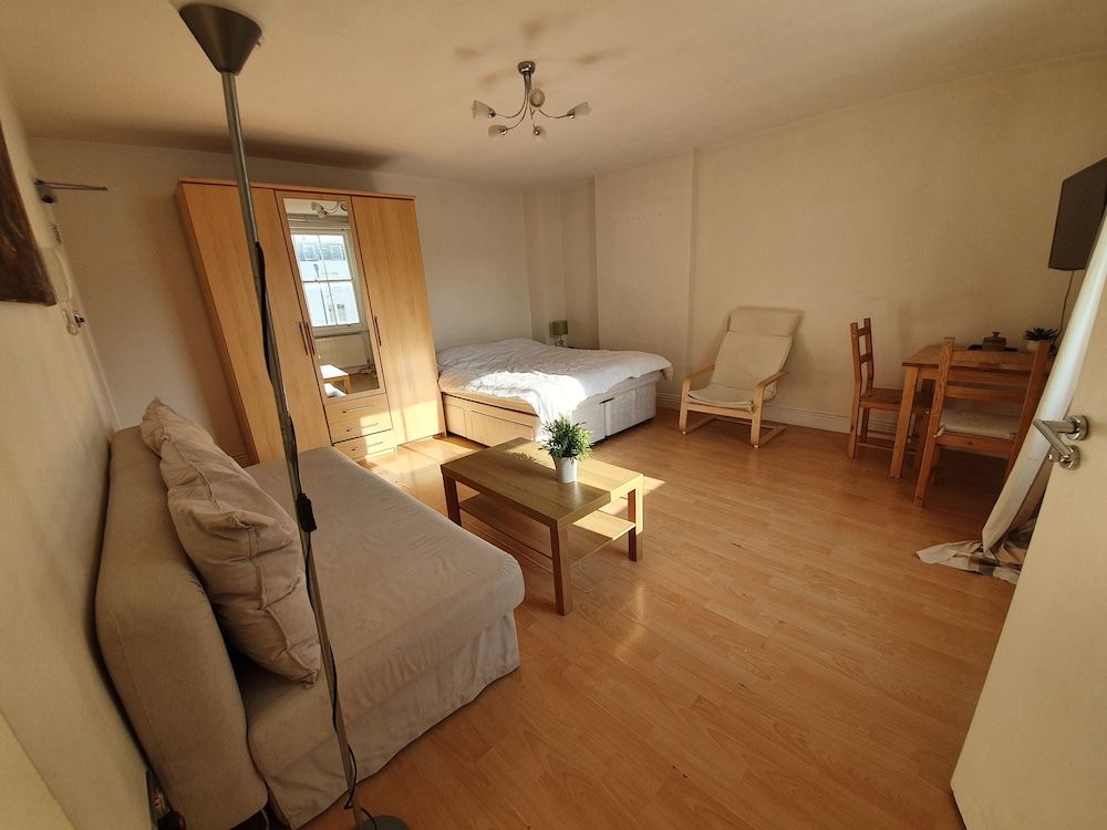 Studio Apartment in South Kensington 7 Studio 26